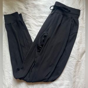 Ready To Rule High-Rise Jogger